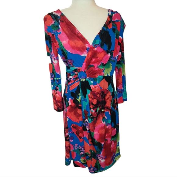 Tahari Dresses & Skirts - Tahari Floral Dress Size 12P
